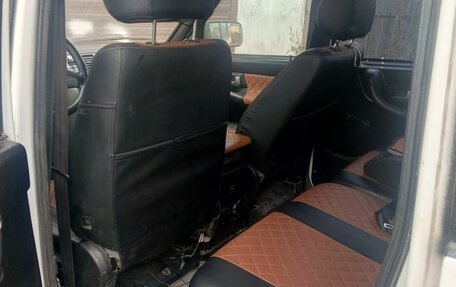 ЛуАЗ Patriot, 2011 год, 650 000 рублей, 3 фотография