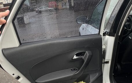 Volkswagen Polo VI (EU Market), 2015 год, 350 000 рублей, 8 фотография