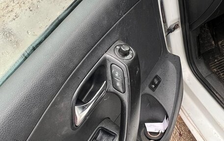 Volkswagen Polo VI (EU Market), 2015 год, 350 000 рублей, 10 фотография