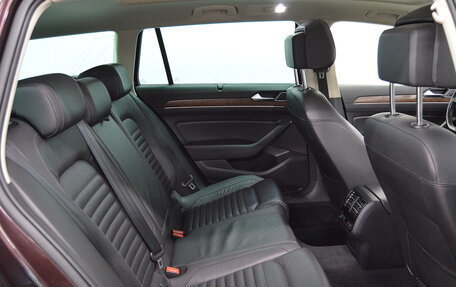 Volkswagen Passat B8 рестайлинг, 2017 год, 2 050 000 рублей, 22 фотография