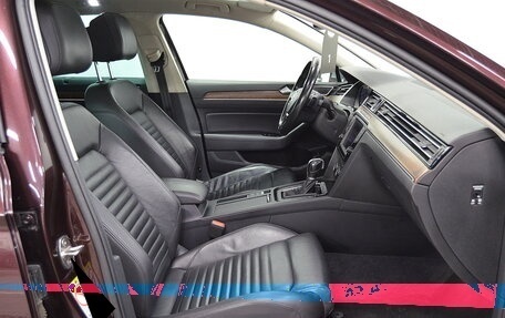 Volkswagen Passat B8 рестайлинг, 2017 год, 2 050 000 рублей, 25 фотография