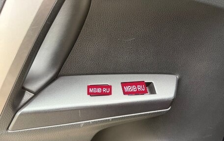 Toyota RAV4, 2018 год, 17 фотография