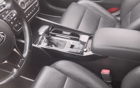 KIA K7, 2019 год, 2 100 000 рублей, 5 фотография