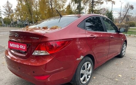 Hyundai Solaris II рестайлинг, 2011 год, 650 000 рублей, 5 фотография