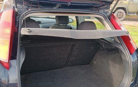 Ford Focus IV, 2004 год, 240 000 рублей, 7 фотография