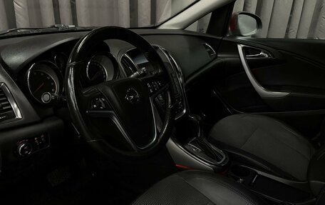 Opel Astra J, 2011 год, 699 777 рублей, 5 фотография