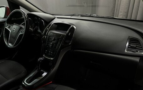 Opel Astra J, 2011 год, 699 777 рублей, 8 фотография