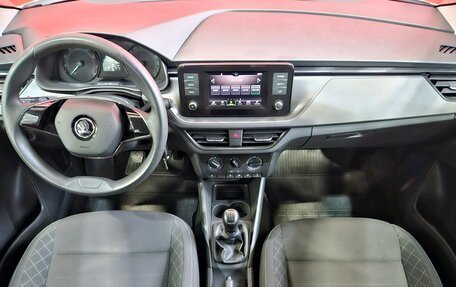 Skoda Rapid II, 2020 год, 1 390 000 рублей, 9 фотография