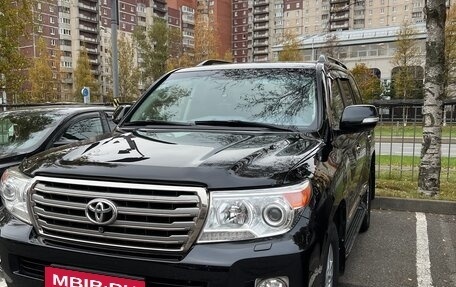 Toyota Land Cruiser 200, 2013 год, 4 100 000 рублей, 2 фотография