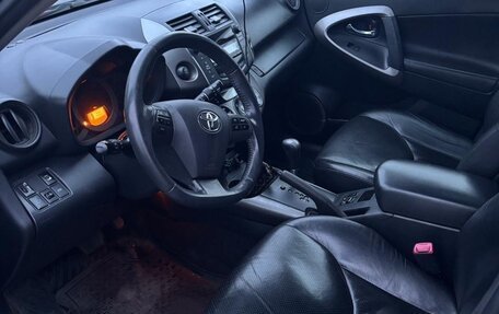 Toyota RAV4, 2011 год, 1 300 000 рублей, 10 фотография