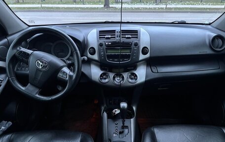 Toyota RAV4, 2011 год, 1 300 000 рублей, 8 фотография