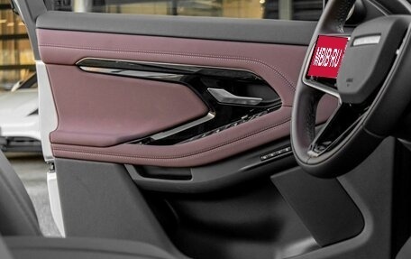 Land Rover Range Rover Evoque II, 2025 год, 5 680 000 рублей, 18 фотография