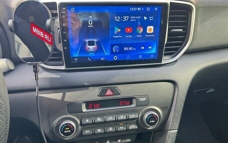 KIA Sportage IV рестайлинг, 2018 год, 1 780 000 рублей, 2 фотография