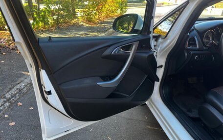 Opel Astra J, 2014 год, 795 000 рублей, 6 фотография