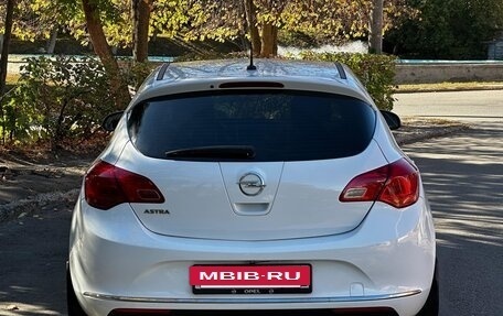 Opel Astra J, 2014 год, 795 000 рублей, 4 фотография