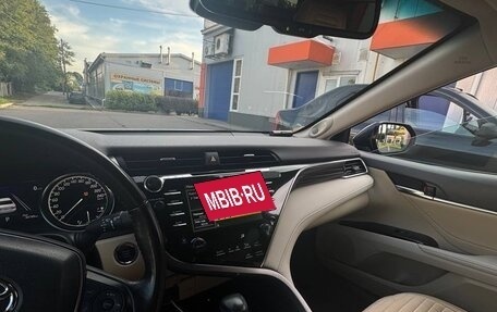 Toyota Camry, 2019 год, 3 100 000 рублей, 13 фотография