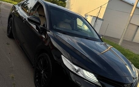 Toyota Camry, 2019 год, 3 100 000 рублей, 11 фотография