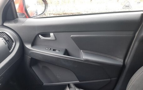 KIA Sportage III, 2013 год, 1 300 000 рублей, 19 фотография