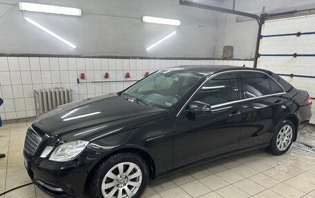 Mercedes-Benz E-Класс, 2012 год, 1 650 000 рублей, 5 фотография