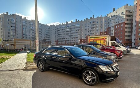 Mercedes-Benz E-Класс, 2012 год, 1 650 000 рублей, 4 фотография