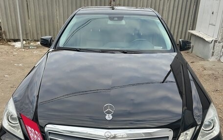 Mercedes-Benz E-Класс, 2012 год, 1 650 000 рублей, 6 фотография