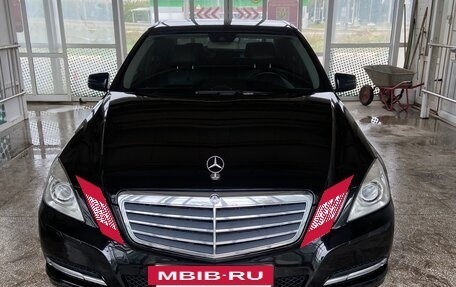 Mercedes-Benz E-Класс, 2012 год, 1 650 000 рублей, 13 фотография