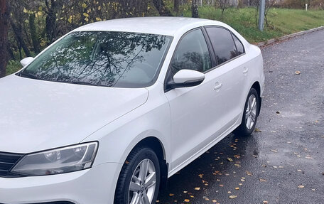 Volkswagen Jetta VI, 2017 год, 1 350 000 рублей, 4 фотография