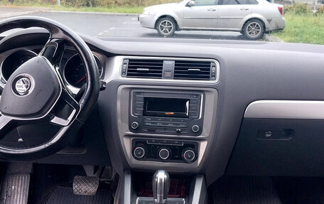 Volkswagen Jetta VI, 2017 год, 1 350 000 рублей, 8 фотография