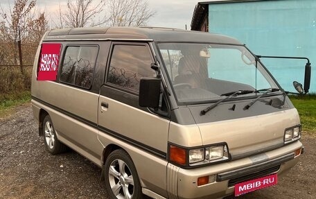 Mitsubishi Delica III, 1986 год, 535 000 рублей, 1 фотография