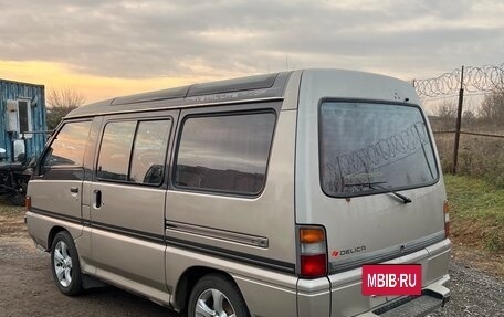 Mitsubishi Delica III, 1986 год, 535 000 рублей, 6 фотография