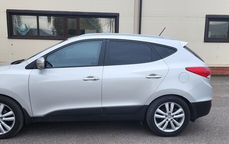 Hyundai ix35 I рестайлинг, 2011 год, 1 100 000 рублей, 3 фотография