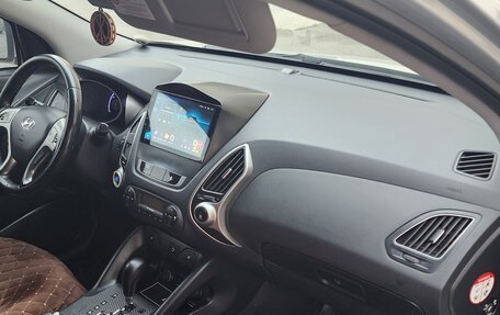 Hyundai ix35 I рестайлинг, 2011 год, 1 100 000 рублей, 8 фотография