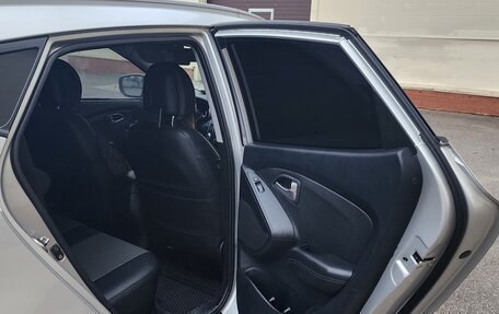 Hyundai ix35 I рестайлинг, 2011 год, 1 100 000 рублей, 15 фотография