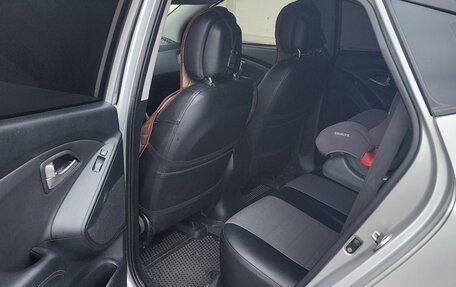 Hyundai ix35 I рестайлинг, 2011 год, 1 100 000 рублей, 16 фотография