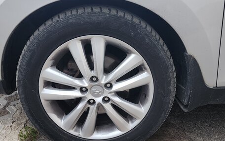 Hyundai ix35 I рестайлинг, 2011 год, 1 100 000 рублей, 13 фотография