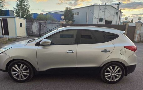 Hyundai ix35 I рестайлинг, 2011 год, 1 100 000 рублей, 20 фотография