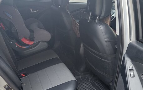 Hyundai ix35 I рестайлинг, 2011 год, 1 100 000 рублей, 14 фотография