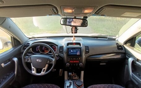 KIA Sorento II рестайлинг, 2011 год, 1 550 000 рублей, 13 фотография