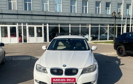 BMW 3 серия, 2011 год, 1 350 000 рублей, 3 фотография