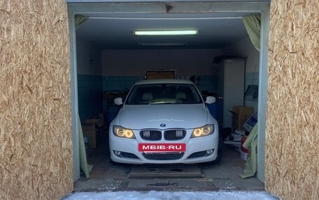 BMW 3 серия, 2011 год, 1 350 000 рублей, 5 фотография