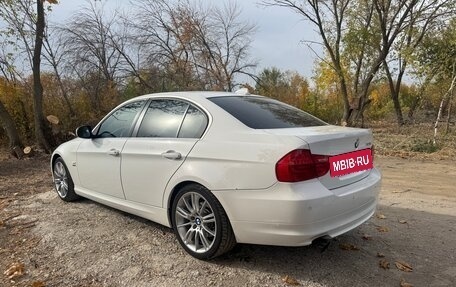BMW 3 серия, 2011 год, 1 350 000 рублей, 8 фотография