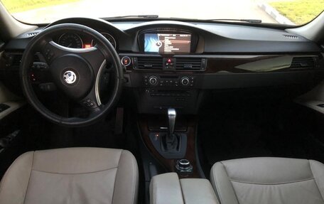 BMW 3 серия, 2011 год, 1 350 000 рублей, 20 фотография