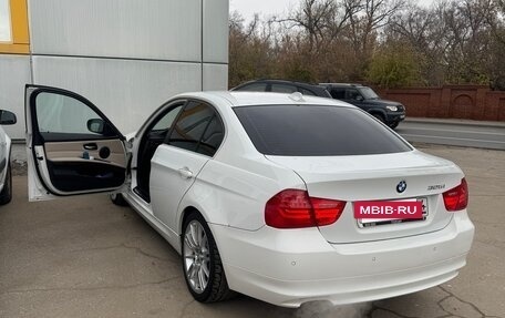BMW 3 серия, 2011 год, 1 350 000 рублей, 14 фотография