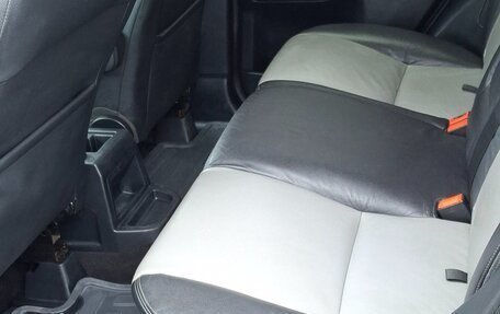 Land Rover Freelander II рестайлинг 2, 2010 год, 1 300 000 рублей, 24 фотография