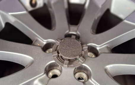 Land Rover Freelander II рестайлинг 2, 2010 год, 1 300 000 рублей, 40 фотография