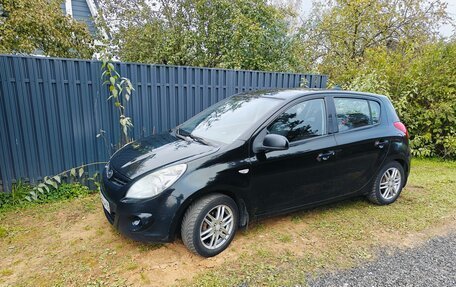 Hyundai i20 IB рестайлинг, 2010 год, 600 000 рублей, 2 фотография