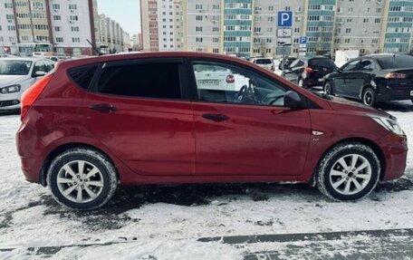 Hyundai Solaris II рестайлинг, 2011 год, 800 000 рублей, 8 фотография