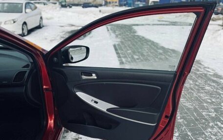 Hyundai Solaris II рестайлинг, 2011 год, 800 000 рублей, 14 фотография