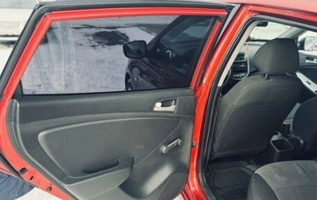 Hyundai Solaris II рестайлинг, 2011 год, 800 000 рублей, 15 фотография