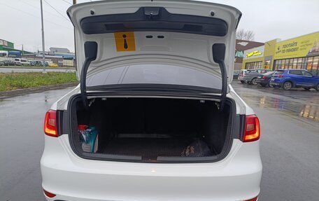 Volkswagen Jetta VI, 2014 год, 850 000 рублей, 2 фотография